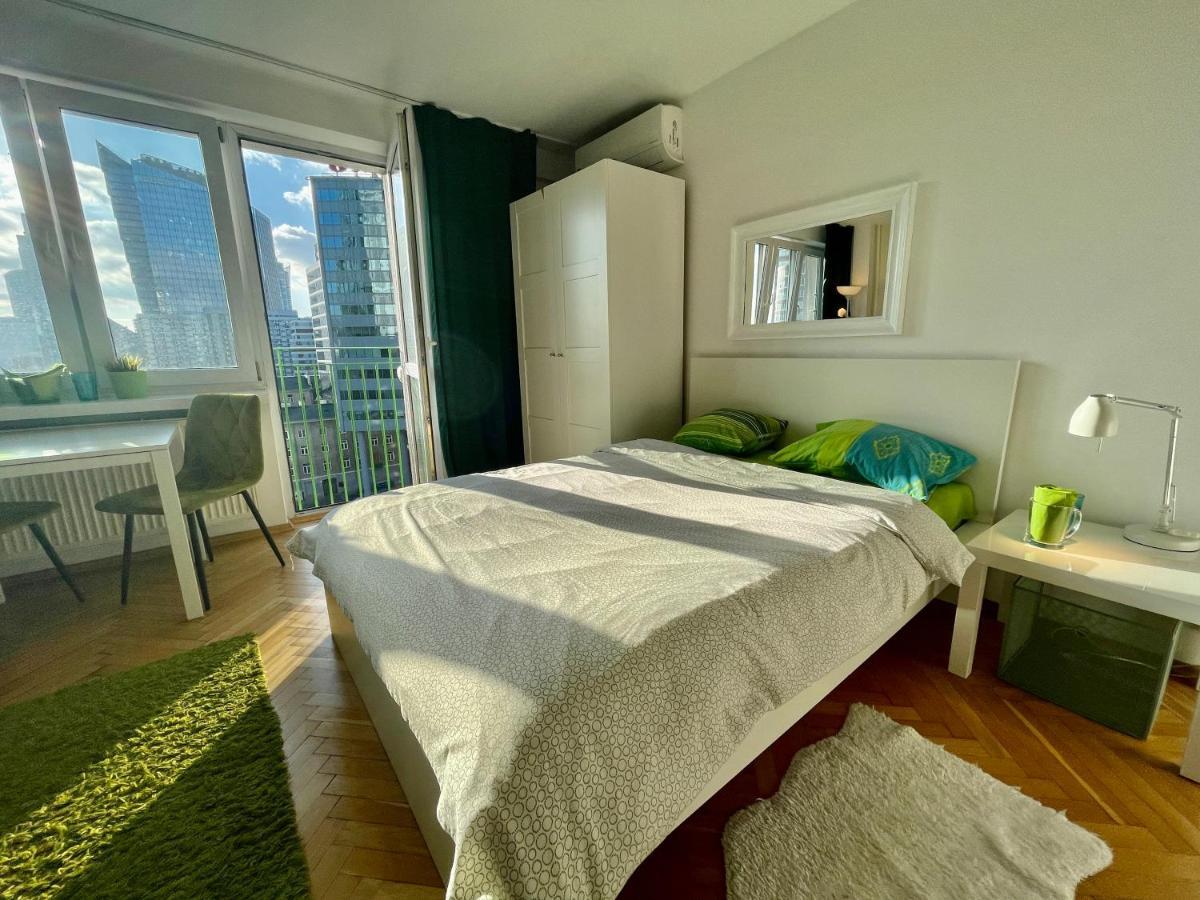 Super Apartament Green Rondo Onz Metro Nowe Wifi 300 Mb/S Aircondition Netflix Spotify Warsaw Exterior photo